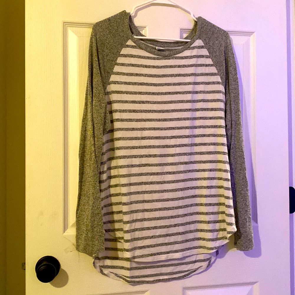 Old Navy- long sleeve, grey and white, stripped shirt.
